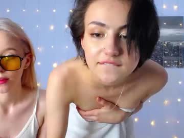 couple Sex Cam Shows with kayla_bennet