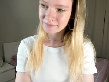 girl Sex Cam Shows with wandabeldon