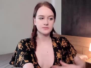girl Sex Cam Shows with beatrixdurow