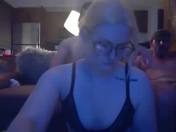 couple Sex Cam Shows with we_freaky361