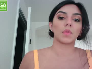 girl Sex Cam Shows with genesismoselle