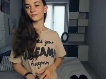 girl Sex Cam Shows with intoursoui