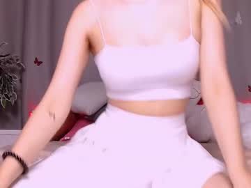 girl Sex Cam Shows with selena__heart