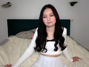 girl Sex Cam Shows with cuuute_vibe