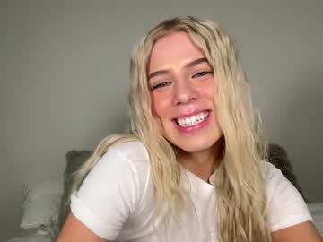 girl Sex Cam Shows with gardenofedennn