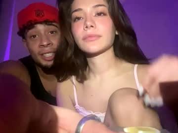 couple Sex Cam Shows with lenonextdoor