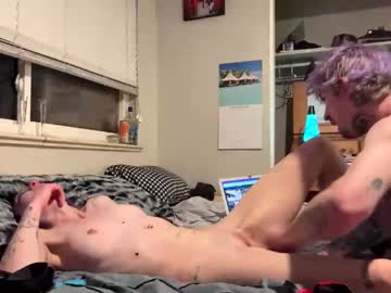 couple Sex Cam Shows with ravenxbeastie