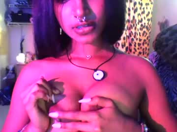 girl Sex Cam Shows with mon3ytr33