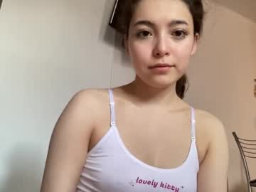girl Sex Cam Shows with lilellina