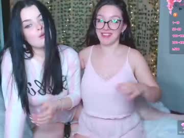 couple Sex Cam Shows with little_cherriess