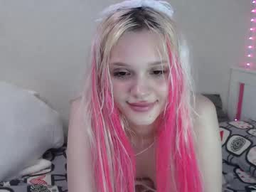 girl Sex Cam Shows with kttyemiow__