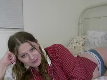 girl Sex Cam Shows with clementinecult