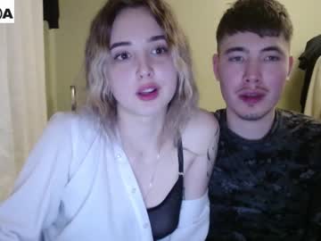 couple Sex Cam Shows with bananass_friends