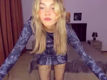 girl Sex Cam Shows with emilysteward