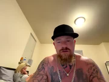 couple Sex Cam Shows with bakkensfinest