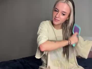 girl Sex Cam Shows with bbybridget