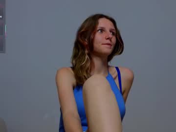 girl Sex Cam Shows with tori_dancer