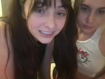 couple Sex Cam Shows with thiskittyinheat