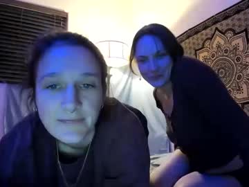 couple Sex Cam Shows with sillygirlsxx