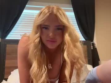 girl Sex Cam Shows with lizzymariee