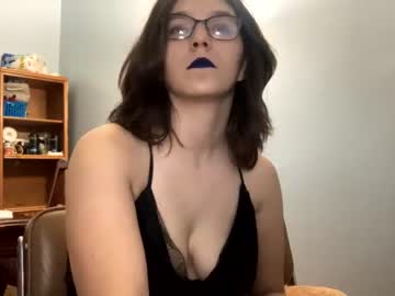 girl Sex Cam Shows with slender_the_potato