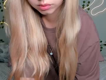 girl Sex Cam Shows with melissa_babyss