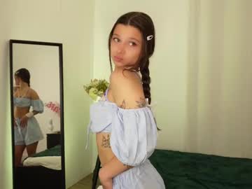 girl Sex Cam Shows with miarouxie