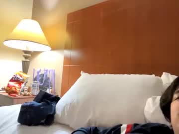 couple Sex Cam Shows with yunglatincouple223