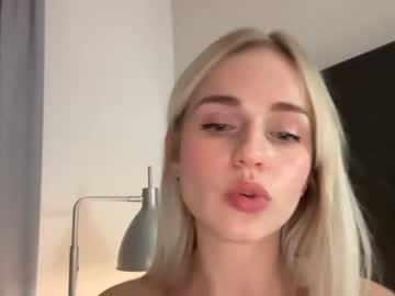 girl Sex Cam Shows with alexagrayfreeforyou