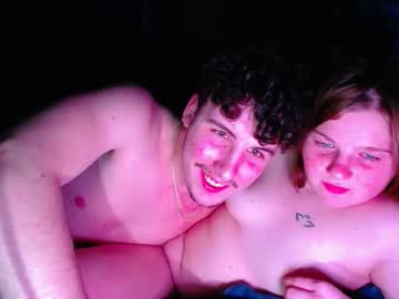 couple Sex Cam Shows with gdfunhouse