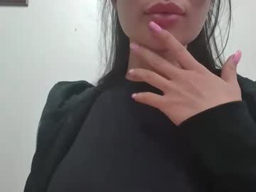 girl Sex Cam Shows with milaaa708