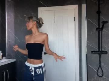 girl Sex Cam Shows with aniishaa