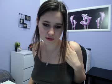 girl Sex Cam Shows with camille_iam