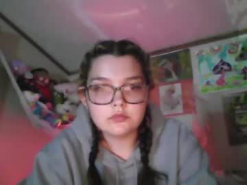 girl Sex Cam Shows with dinolover04
