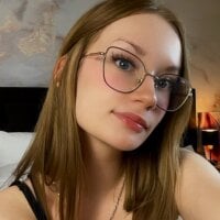 Edlin_gail - Live now on Stripchat