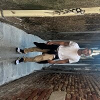 Gionnytav - Live now on Stripchat