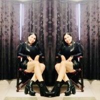 anii_mantilla - Live now on Stripchat