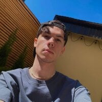 Jeremy1Scott - Live now on Stripchat