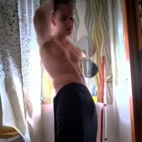 AlexxSweet - Live now on Stripchat