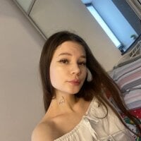 OdetteAven - Live now on Stripchat