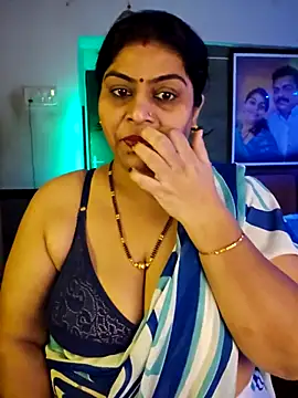 Indiancouple25 - Live now on Stripchat