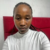 Pretty-C - Live now on Stripchat