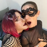 Nina-Holly - Live now on Stripchat