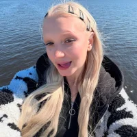 Elfi_InPublic - Live now on Stripchat