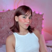Khassia_f32 - Live now on Stripchat