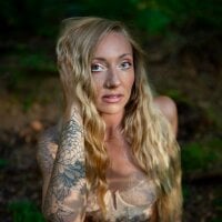 OpheliaRoxx - Live now on Stripchat