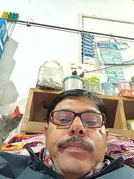 Srmotrs - Live now on Stripchat