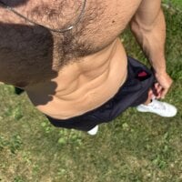 Manu97k - Live now on Stripchat