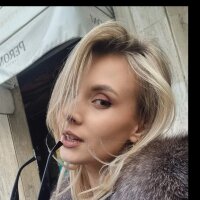 Mishelle-Brizo - Live now on Stripchat
