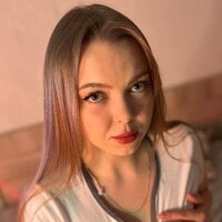 Nikole_Boom - Live now on Stripchat